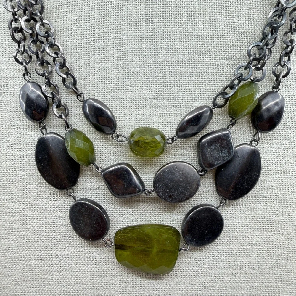 Green Faceted Bead Silver Tone Multi Strand Chunky Statement Bib Necklace Boho